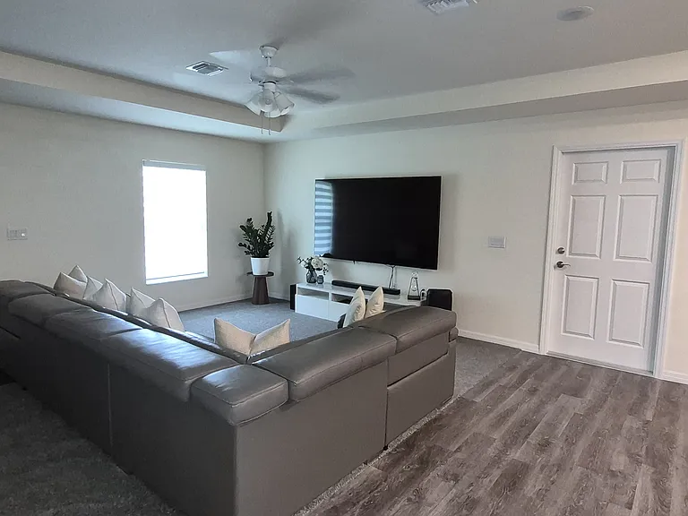 1186 Mission Ln — Photo 16