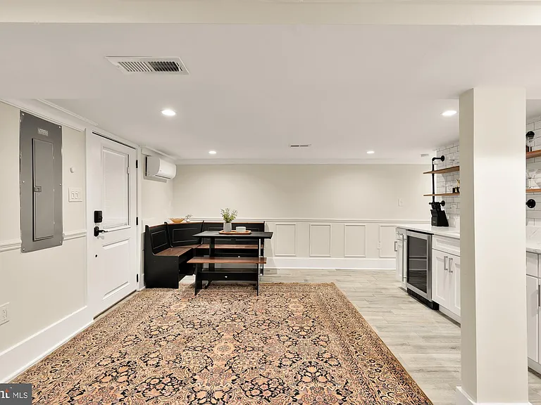 432 Emerson St NW — Photo 45