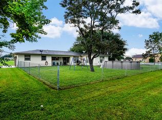 700 N 10th St, Baytown, TX 77520