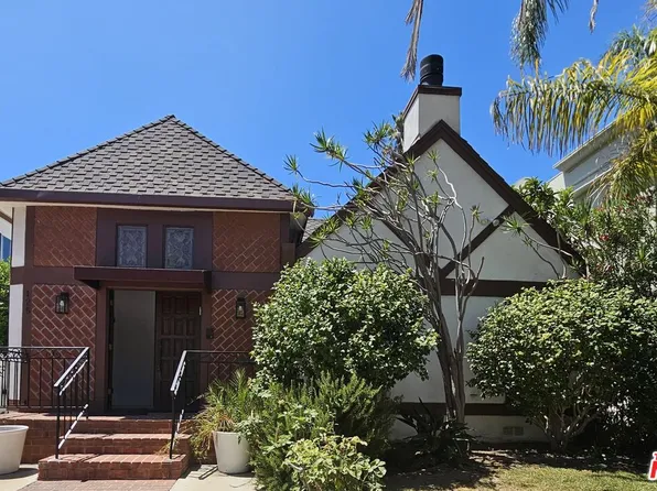 125 N Oakhurst Dr, Beverly Hills, CA 90210