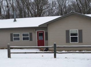 1469 Appleton Ct, Dahinda, IL 61428