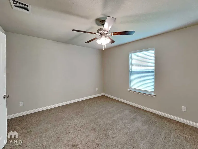 702 Rolling Terrace Cir — Photo 15
