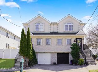 58 Hinton St, Staten Island, NY 10312