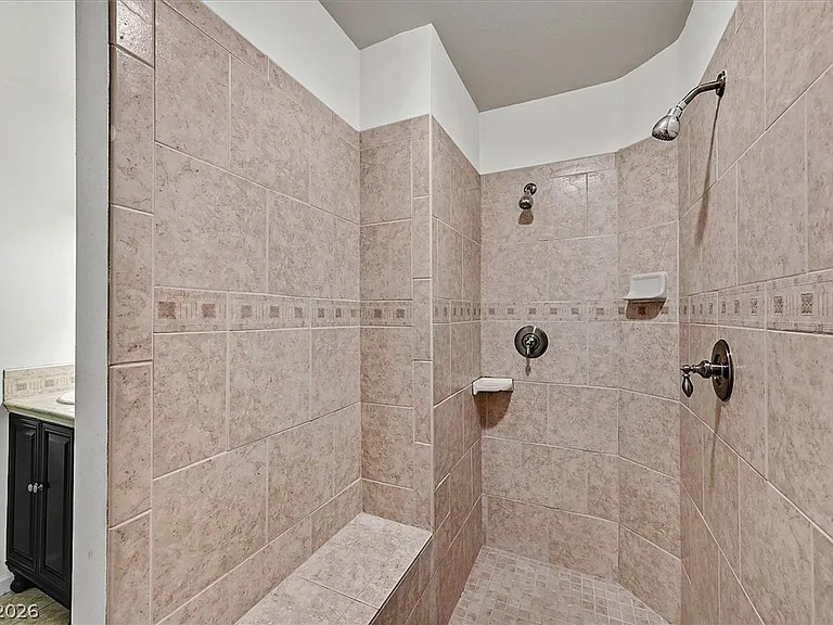 3645 Forestcrest Dr — Photo 12