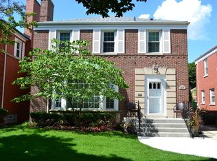 9250 S Bell Ave, Chicago, IL 60643