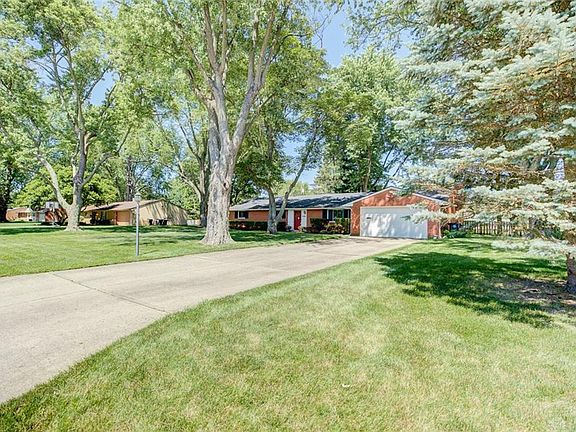 2nd image of 5116 Dobbs Dr