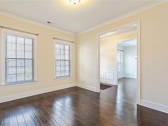 4th image of 6857 Louis Dr