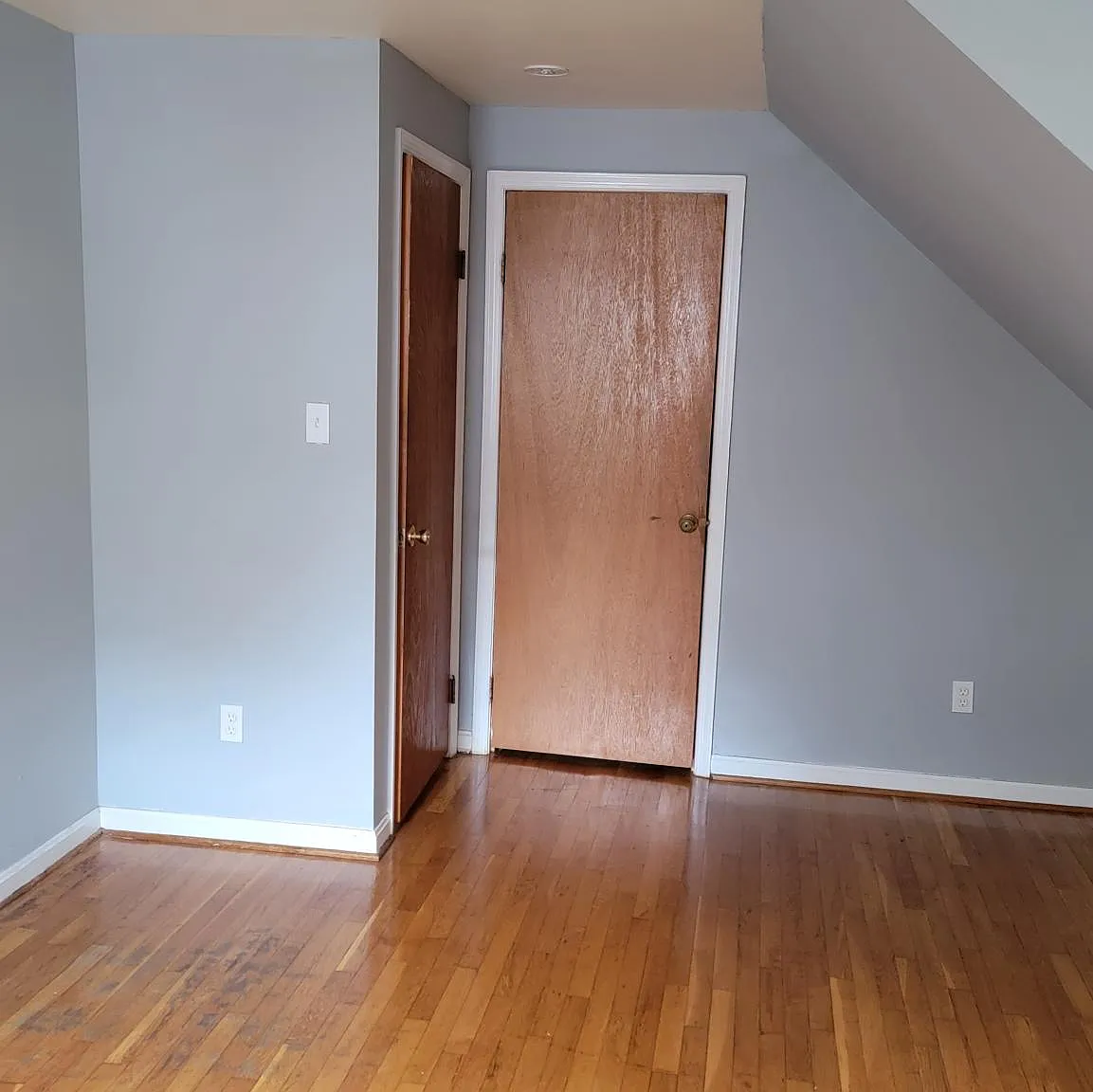 4 bed, 2.5 bath, 2436 sqft, $3,900 — Photo 4