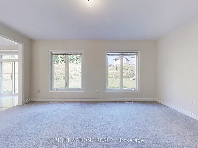 3092 Monarch Dr — Photo 4