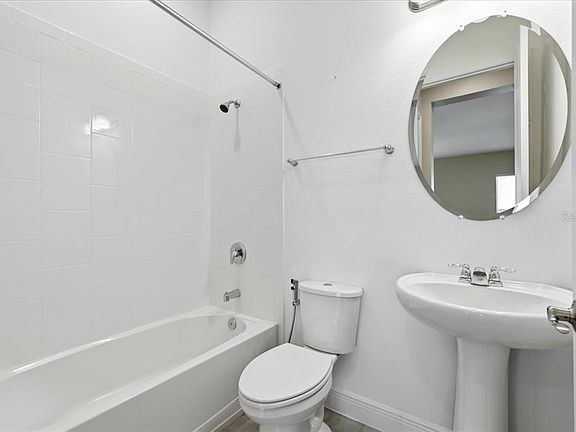 4th image of 16545 BROADWATER AVENUE