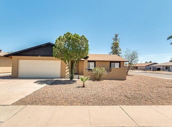 2nd image of 2021 E Marilyn Ave