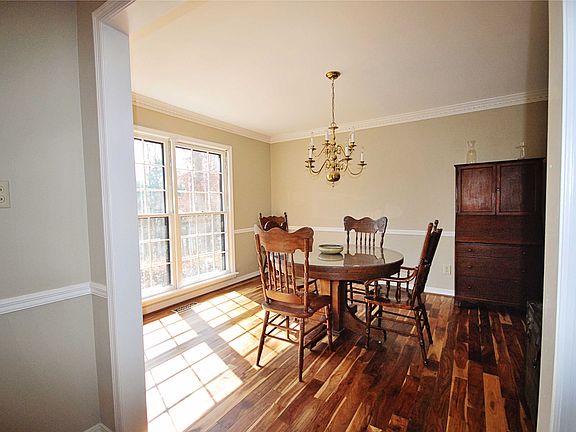 4th image of 10098 Brandywine Dr SE