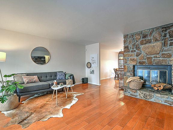 3rd image of 1131 Breckenridge Dr #1131