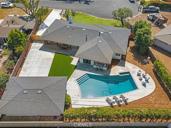 18661 Vale Ave, Santa Ana, CA 92705