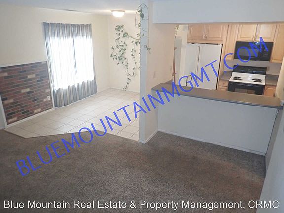 3rd image of 935 Saturn Dr Unit 213