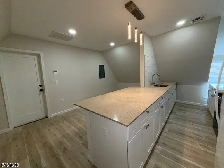 46 Bridge St #D — Photo 3