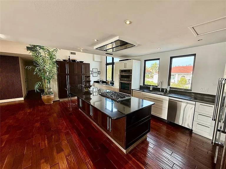 1257 Tree Bay Ln — Photo 16