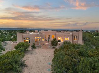 103B Estrellas De Tano, Santa Fe, NM 87506