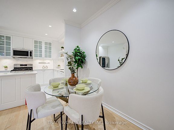 5th image of 37 Avondale Ave #513