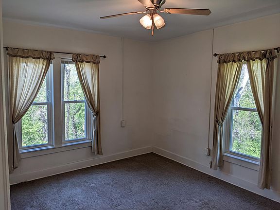 3rd image of 6 Euclid Ave #6