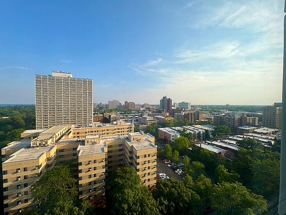 2nd image of 5100 N Marine Dr APT 16E