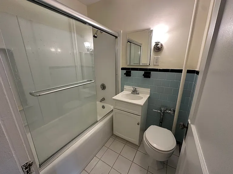 181-183 Winthrop Rd #181-8 — Photo 8