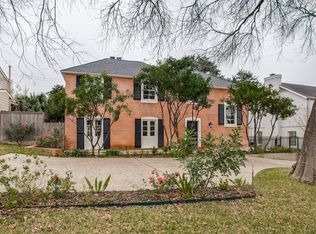 124 Canterbury Hill St, Terrell Hills, TX 78209