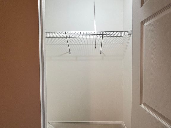 5th image of 11804 Cypress Hill Cir