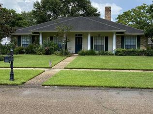 6456 Chaucer Dr, Baton Rouge, LA 70817