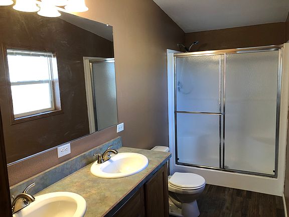 Primary On Suite Bathroom