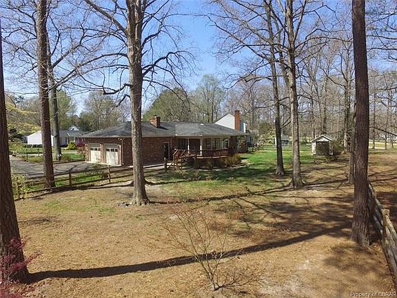 4th image of 3512 Horseshoe Dr