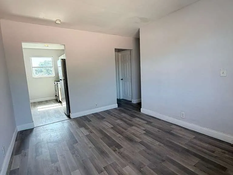 1761 Ali Baba Ave #5 — Photo 2