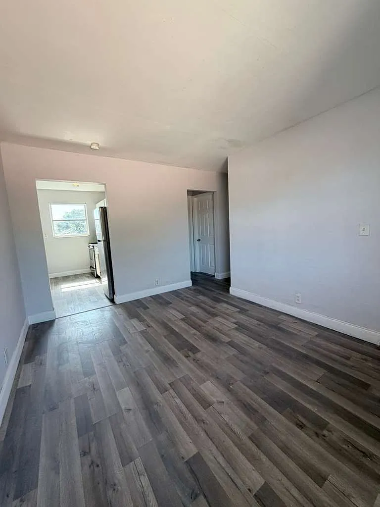 Building Photo - 1761 Ali Baba Ave #5