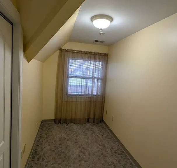 320 E Lincoln Ave — Photo 33