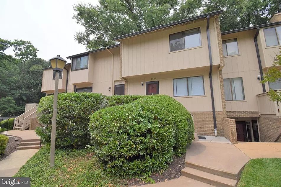 1st image of 2507 Glengyle Dr #141