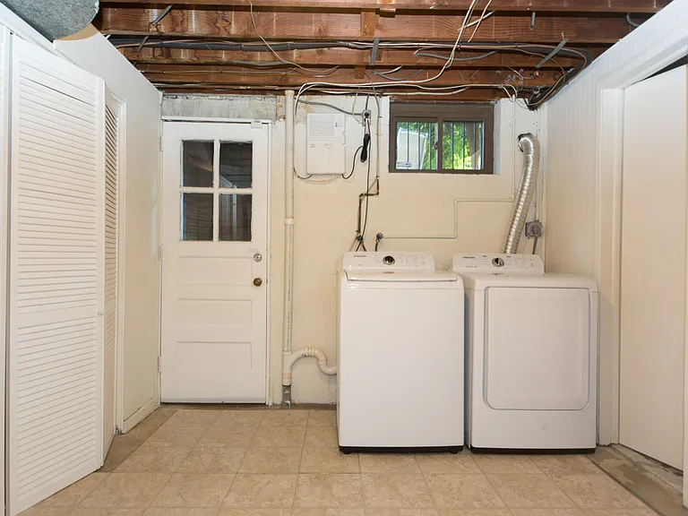 3628 Jenifer St NW — Photo 11
