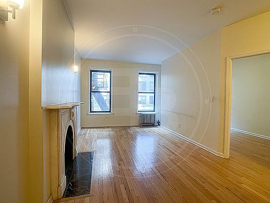 1st image of 48 W 56th St APT 4D