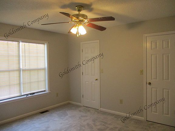 5th image of 11 Townes Creek Ct