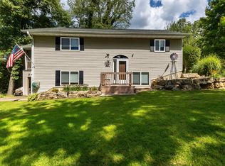 9A211 Walnut Ln, Apple River, IL 61001