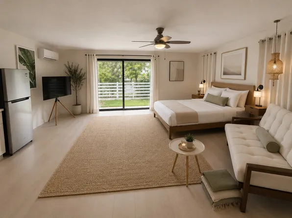 658 95th Ave N #2, Naples, FL 34108