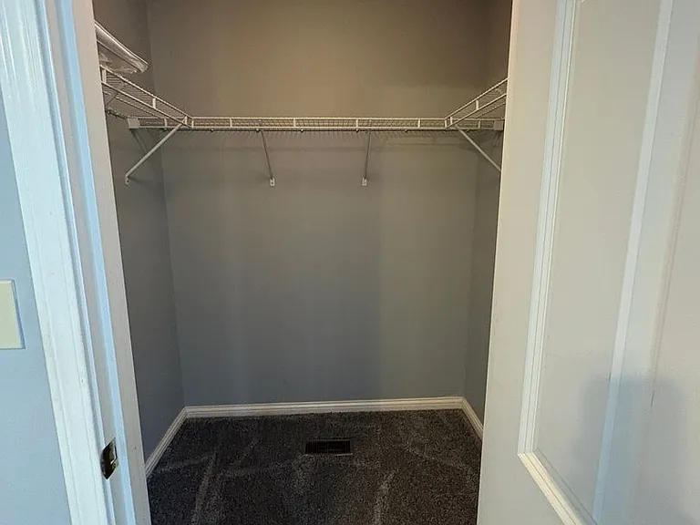1402 Crusade Dr — Photo 15
