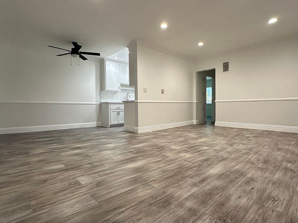 1st image of 1032 N Gardner St APT 4