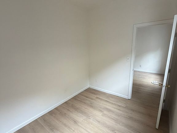 5th image of 501 N Saint Louis St Unit 2