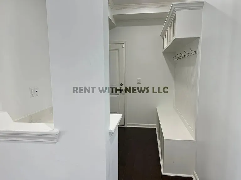 2608 Jazzy St — Photo 30