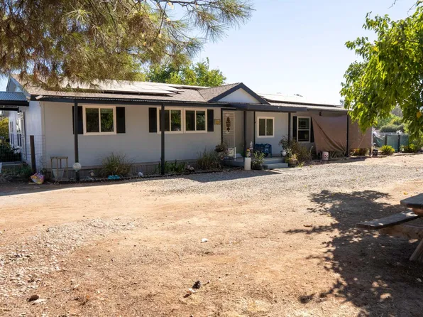 6136 N Bethel Ave, Clovis, CA 93619