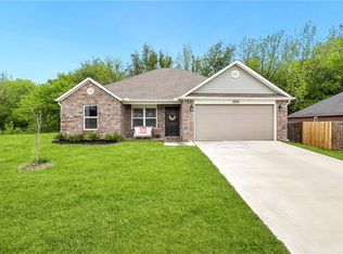 2591 Iron Ave, Farmington, AR 72730