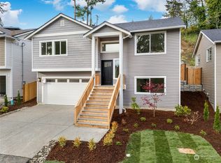 4330 Crescent Ave #A, Everett, WA 98203