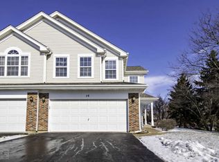 14 Peach Tree Ct, Algonquin, IL 60102