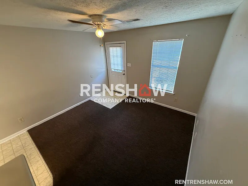 1 bed, 1.0 bath, $750 — Photo 3