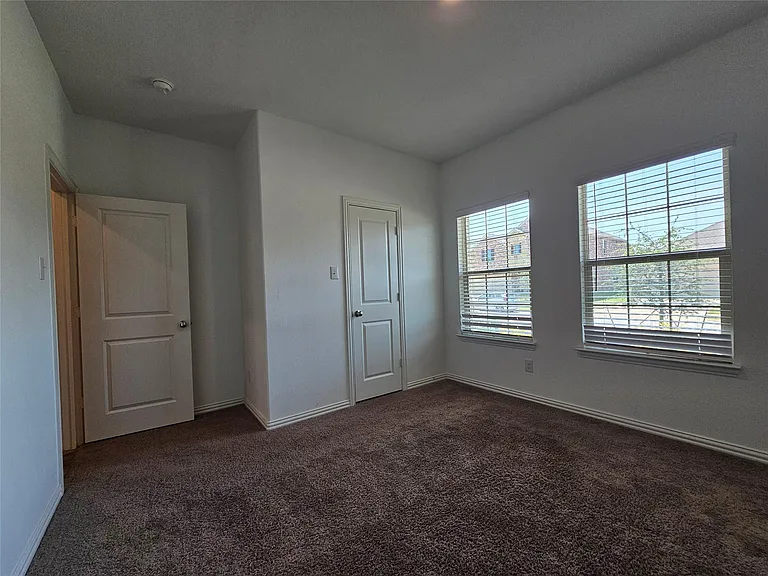 1216 Smoketree Ln — Photo 16
